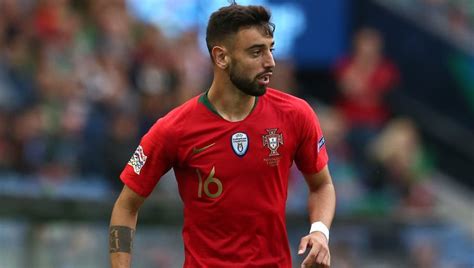 Join the discussion or compare with others! Report Reveals Details of Bruno Fernandes' Manchester ...