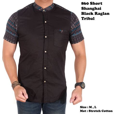 Model baju batik kombinasi menambah deretan busana khas indonesia yang paling populer. Jual baju pria polos pendek hitam kombinasi batik / kemeja batik pria hitam Limited di lapak ...