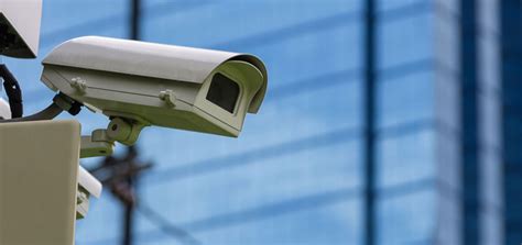 Se pueden instalar cámaras de seguridad en la calle Seguridad para polígonos y empresas en