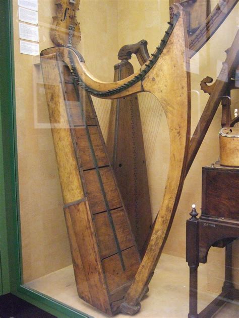 Early Gaelic Harp Info The Vanda Harp