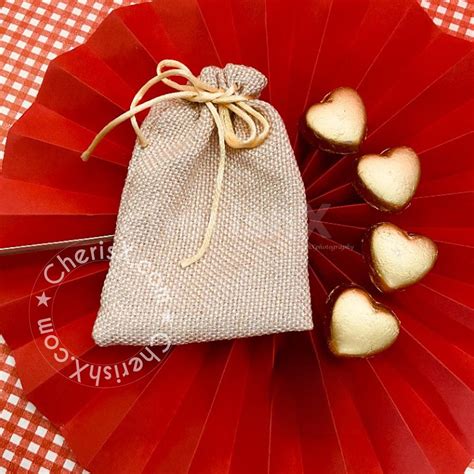 A Charming Feeling Loved To Hamper To Gift Your Husband Or Wife In Your