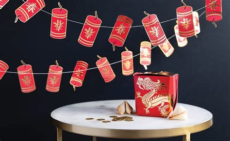 The auspicious symbolism of these traditional chinese new year foods is based on their pronunciations or appearance. Chinese New Year Treat Boxes | EnFete Party Supplies & Decor