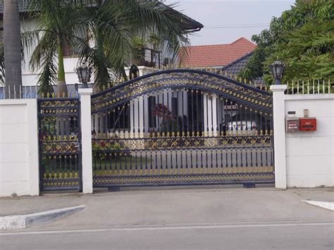Iron Gates Design Gallery 10 Images Kerala Home Design
