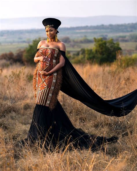 Pregnant Minnie Dlamini Jones Visits Shauwn Mhkize Video Ke