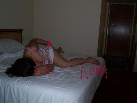 Indian Hot Wife In Nighty Bed Pics Honeymoon Hd Sex