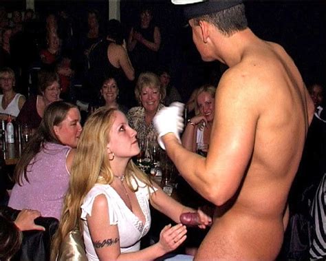 See And Save As Actual Male Stripper Cfnm Porn Pict Crot Com