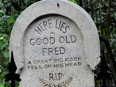 11 Hilarious Gravestones That Will Make You Go Rofl Scoopnow
