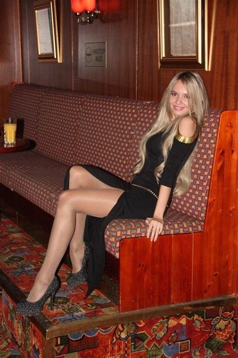 Nice Blonde Nylon Feet On Bench Telegraph