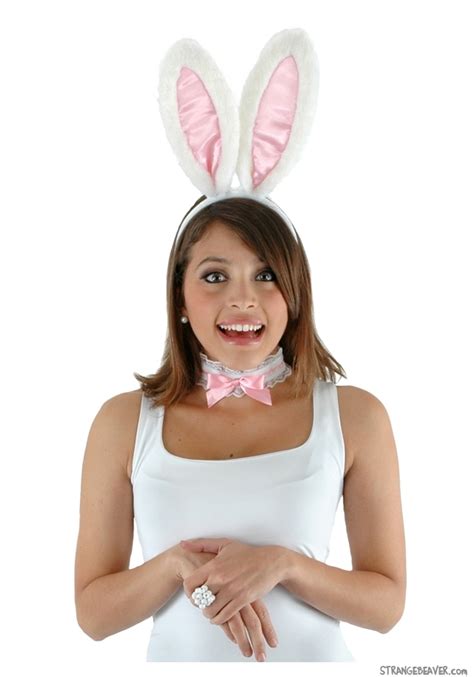 Girls With Bunny Ears Always Make Easter More Festive Strange Beaver