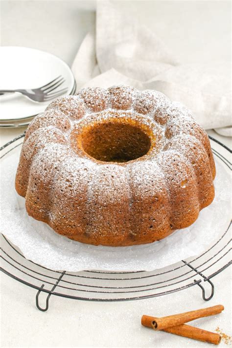 This easy homemade pound cake is a recipe that you'll want to keep! Pumpkin Pound Cake - Easy Peasy Meals