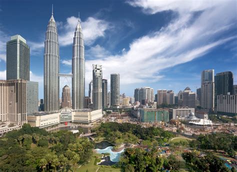 It is also the seat of the parliament of malaysia. Guida Kuala Lumpur - DoveViaggi.it
