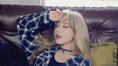 Browse The Screenshots From Snsd Taeyeon S I Music Video Wonderful Generation