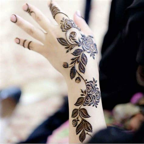 30 Stylish Back Hand Mehndi Designs For Ladies Mehndi Crayon