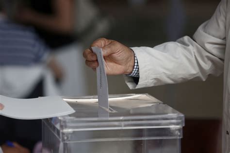 Plante Electoral En La Localidad Murciana De Moratalla 760 Electores Y
