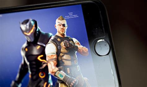 Sony playstation 4 is officially supporting the fortnite: Fortnite: How to get Fortnite on Android - When will ...