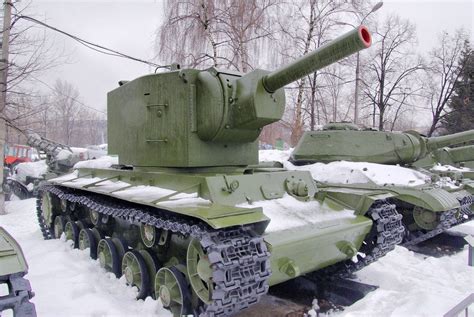 The Last Surviving Kv 2 On Display In Moscow During The Winter R