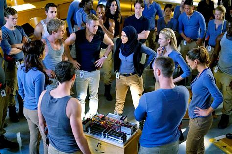 Quantico Postmortem How The Writers Came Up With That Explosive Midterm Exam