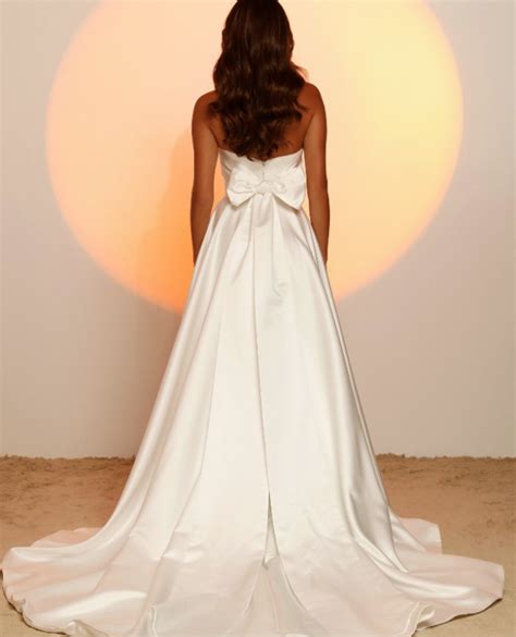 Madi Lane Jaden New Wedding Dress Save Stillwhite