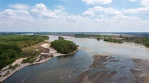 Platte River - A Mile Wide and an Inch Deep : Omaha