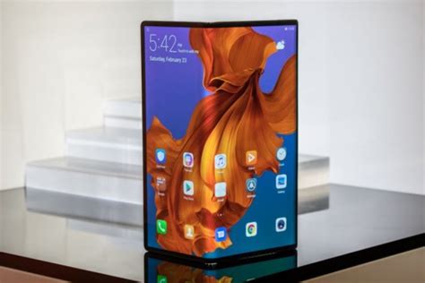 Huawei Katlanabilir Telefon Mate Xin Tamir ücretlerini Açıkladı