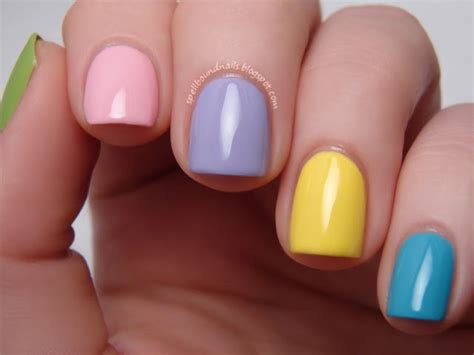 Extend fashion to your fingertips with minx nails! Spellbound Nails