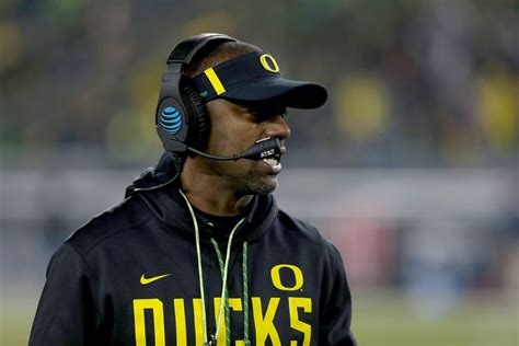Willie Taggart Former Oregon Head Coach Reportedly Lands Nfl Assistant Job Saturday Out West