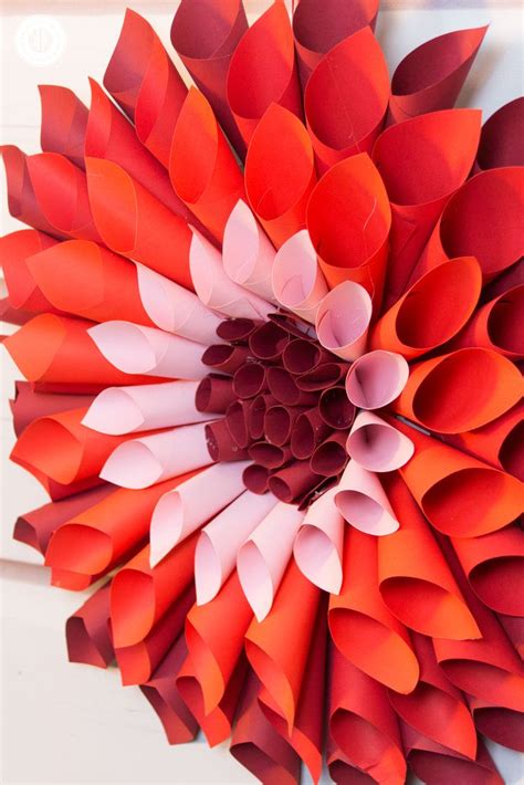 I've included svg cut files for your silhouette or cricut machine and printable patterns you. Let's Craft Giant Paper Dahlias | Free paper flower templates, Paper dahlia, Paper flowers diy