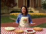 Melanie Blunt's "pie contest" video - YouTube