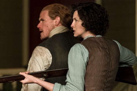Outlander Stars Caitriona Balfe And Sam Heughan Talk Season 6 Finale