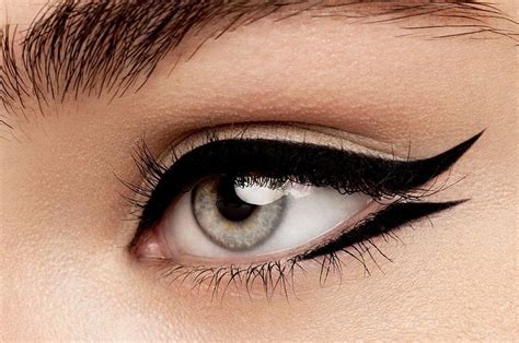 The Cats Meow 3 Creative Cat Eye Looks To Try Makeup Eyeliner Eye