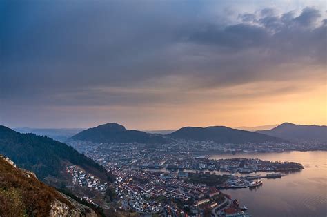 Bergen City Norway By Paulius Bruzdeilynas Redbubble