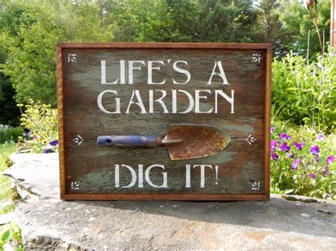 Similar to our garden gate idea. 25 super funny Garden signs - A girl and a glue gun