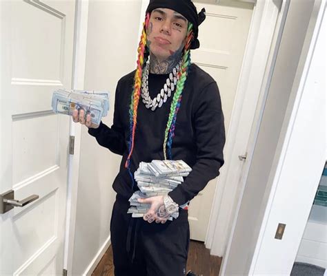 Tekashi 69 Reaches Record 2 Million Views On Instagram Live In First Live Appearance Since Being