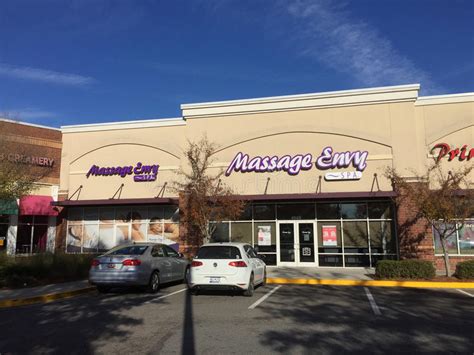 Massage Envy Sign Editorial Image Image Of Clinic Sell 156226245