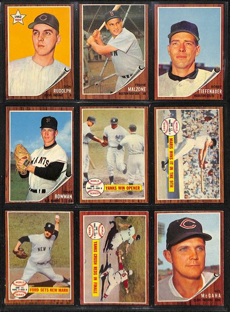 Lot Detail Lot Of 200 Different 1962 Topps Baseball Cards W Banks