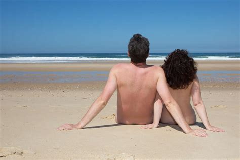 Nudistfriends Is A Dating Naked App Thrillist