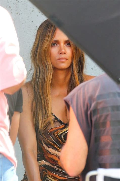 halle berry shows off her nude boobs in la 30 photos thefappening