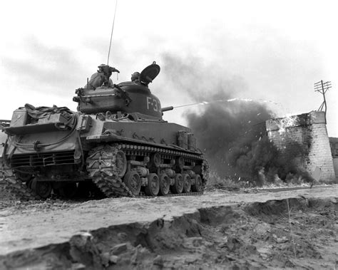 M4a3r3 Sherman Flame Tank Shoots A Burst Of Napalm In Korea 1953 R