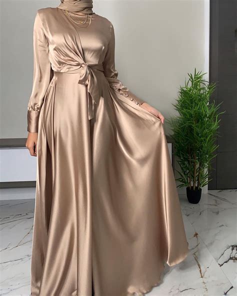 Arabic Champagne Long Sleeve Muslim Evening Dress With Hijab Detachable