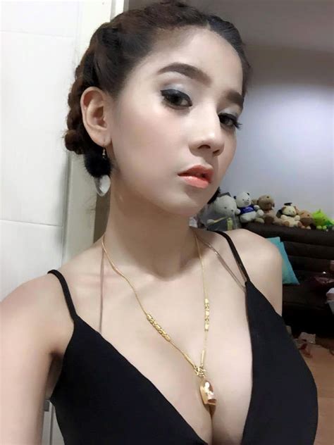 Foto Hot Spg Cantik Pamer Payudara Montok Bikin Gak Kuat Kumpulan