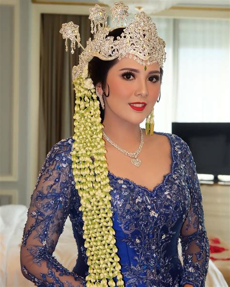 3.3 kain besurek dan kain kaganga khas bengkulu. 24 Warna Baju Pengantin Adat Sunda, Info Terpopuler!