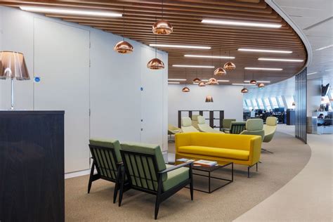 Inside Pictets Modern New London Office Officelovin