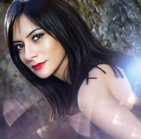 We can take your brand to the next level. Delia Agundez (Soprano) - Short Biography