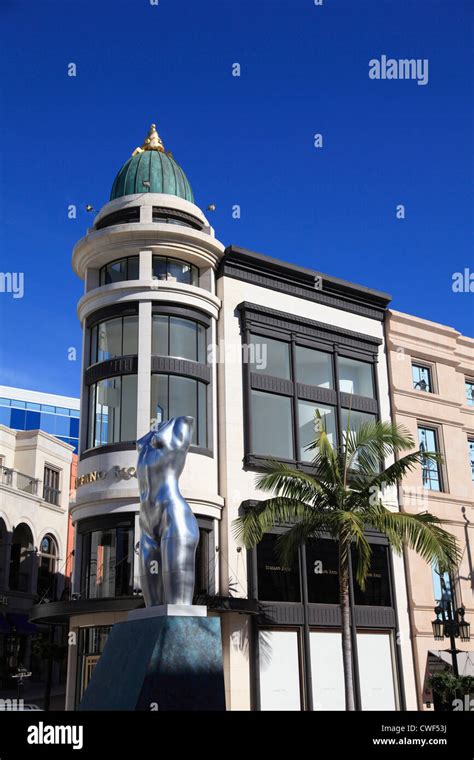 Statue Rodeo Drive Beverly Hills Hi Res Stock Photography And Images