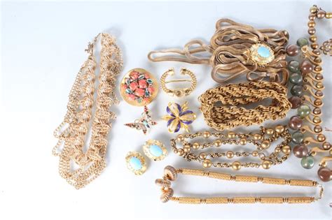 Lot Lot Of Vintage Costume Jewelry
