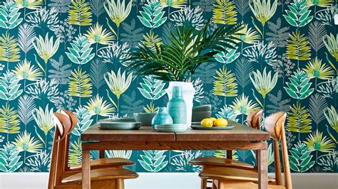 18 beautiful botanical wallpaper ideas | Real Homes