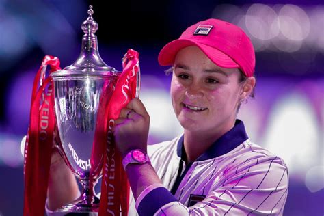 World No 1 Ash Barty Downs Elina Svitolina For First Wta Finals Title