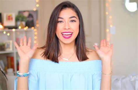 How Beauty And Lifestyle Vlogger Jeanine Amapola Gets Things Done