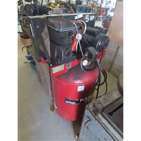 Sanborn 5 Hp 44 Gal Upright Air Compressor