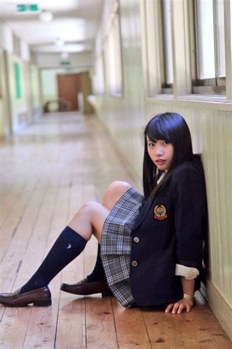 ボード「制服女子 Schoolgirls In Uniforms ②」のピン